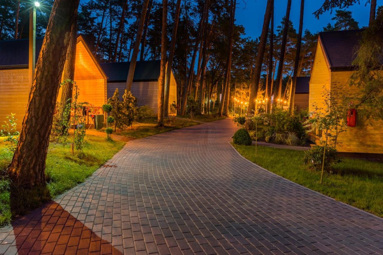 Вилла Bursztynowo Osrodek Wczasowy Штутово Экстерьер фото