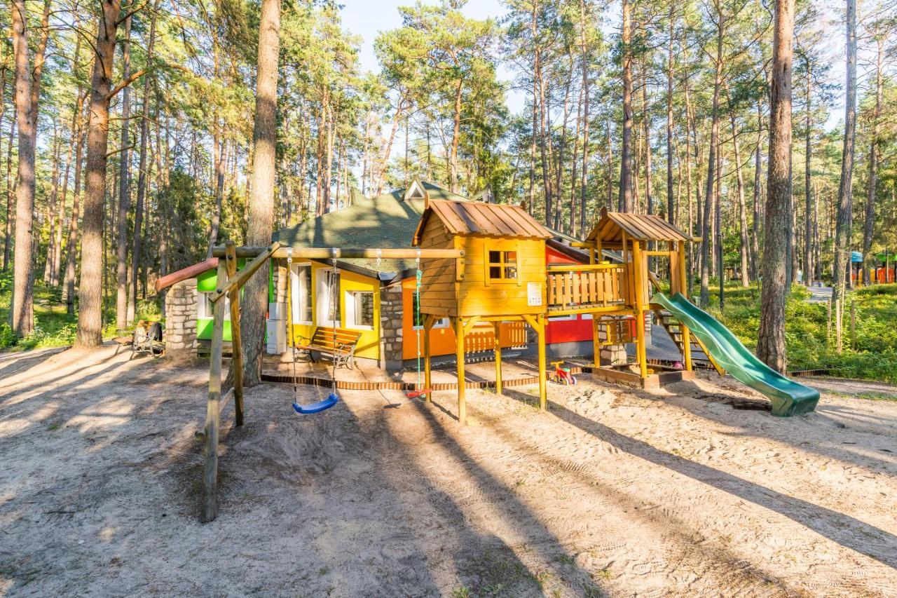 Вилла Bursztynowo Osrodek Wczasowy Штутово Экстерьер фото